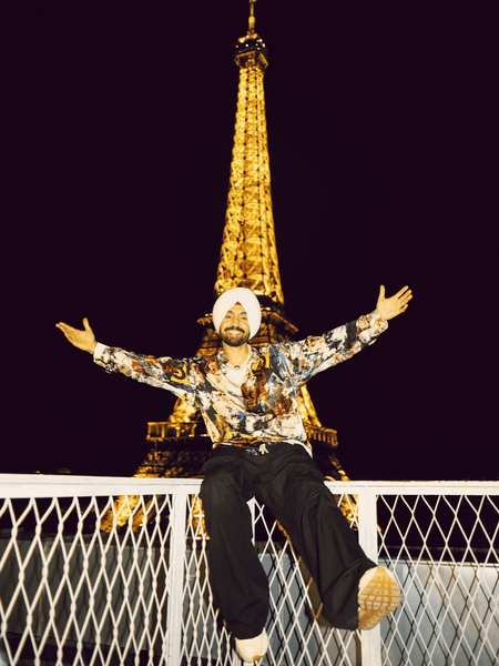 Diljit Dosanjh exudes Punjabi vibes in Paris as he poses in front of Eiffel tower