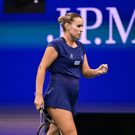US Open: Sofia Kenin defeats Venus Williams in first round; Kostyuk, Paolini and Pegula win