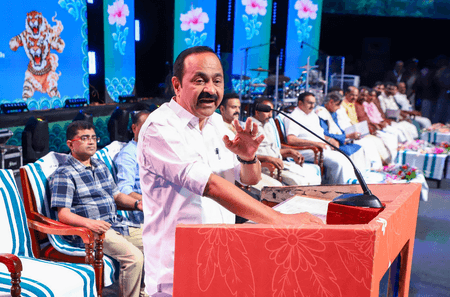 Kerala CM condemns FIR against Rahul Gandhi; Congress to protest