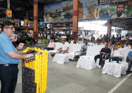 Bengal: Special celebration held at iconic Howrah station