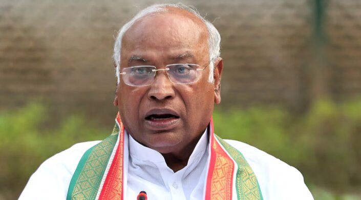 Democratic structures eroded in last 10 years : Kharge