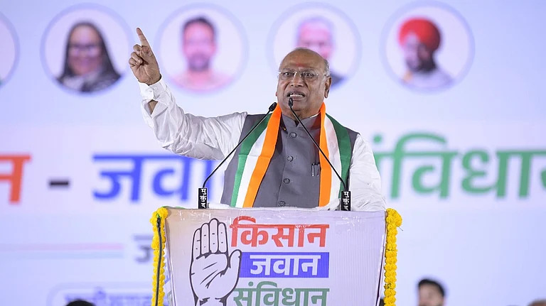 Kharge promises ‘migration-free’ Bihar